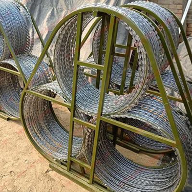 防暴阻隔網(wǎng)